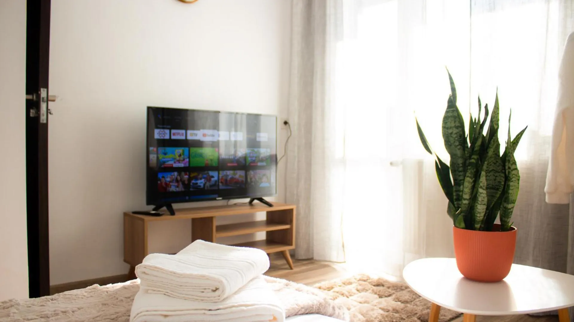 Serenity Apartment 반스코 0*,