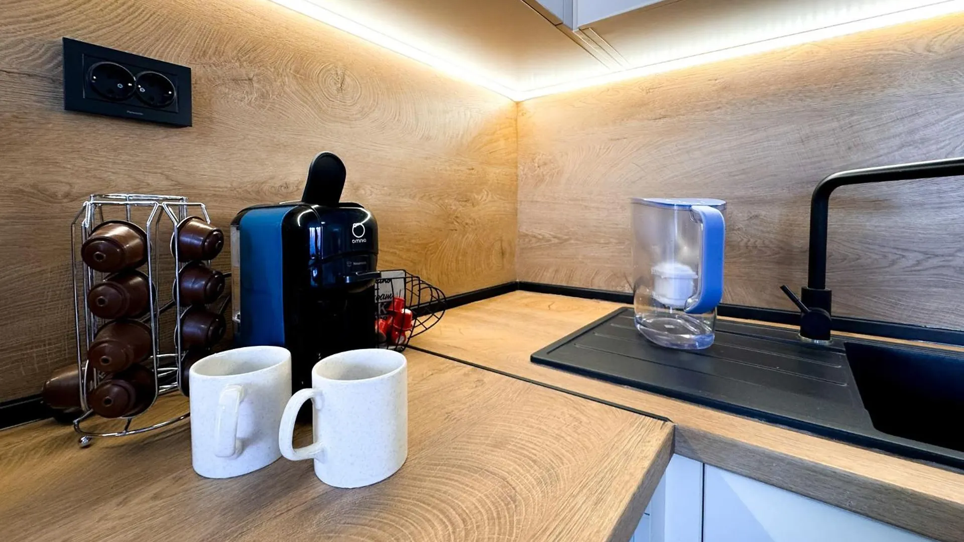 Serenity Apartment 반스코